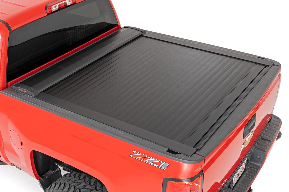 Retractable Bed Cover - 5'9 Inch Bed - Chevy/GMC 1500 (04-18 & Classic)