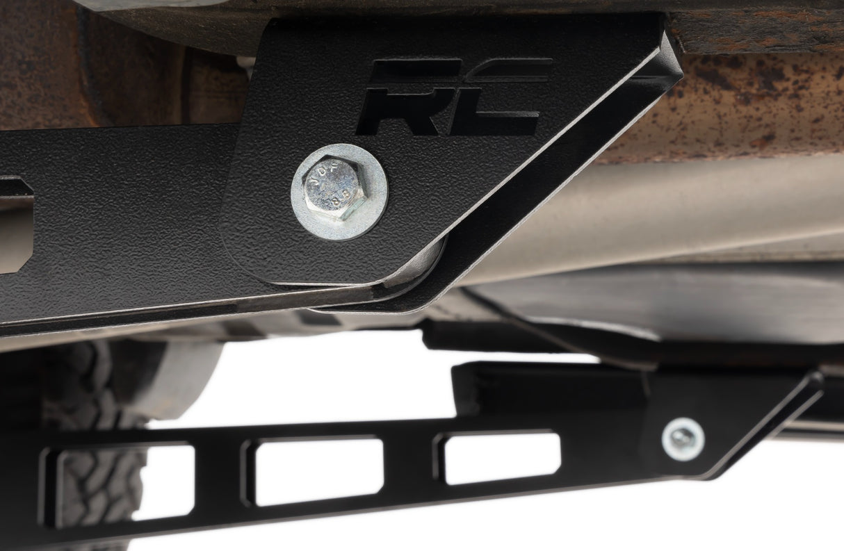 Rough Country - Traction Bar Kit - Chevy/GMC 1500 4WD (19-24) - 11017