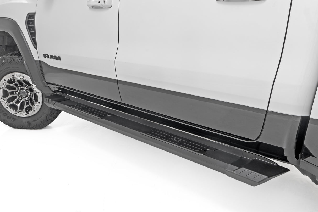 HD2 Aluminum Running Boards - Crew Cab - Ram 1500 (19-25)/1500 TRX (21-24)