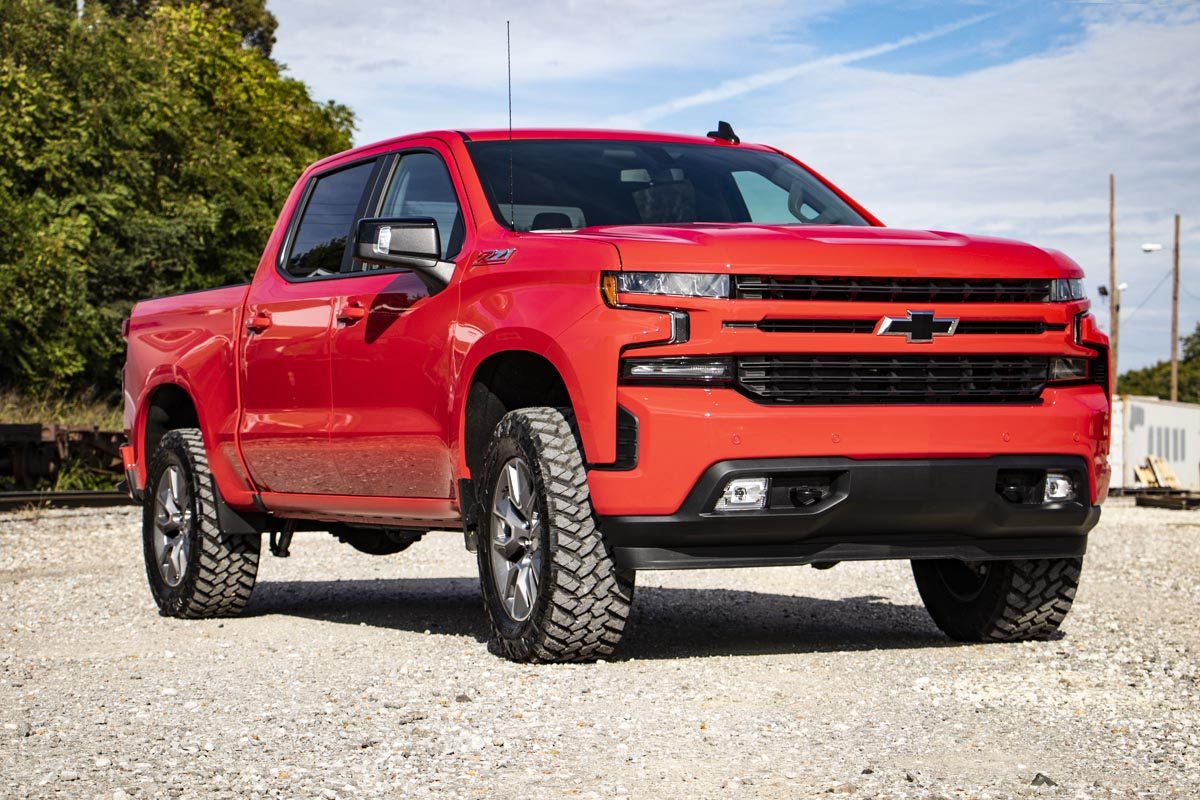 Rough Country - 3.5 Inch Lift Kit - N3 Struts - Chevy Silverado 1500 2WD/4WD (2019-2024 & Classic)